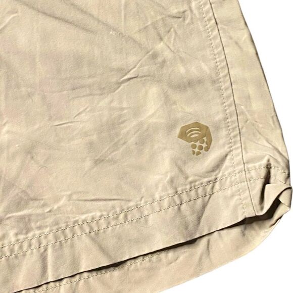 Mountain Hardwear Men’s Sz 31 Khaki Long Bermuda Tie Front Hybrid Shorts - Picture 2 of 5